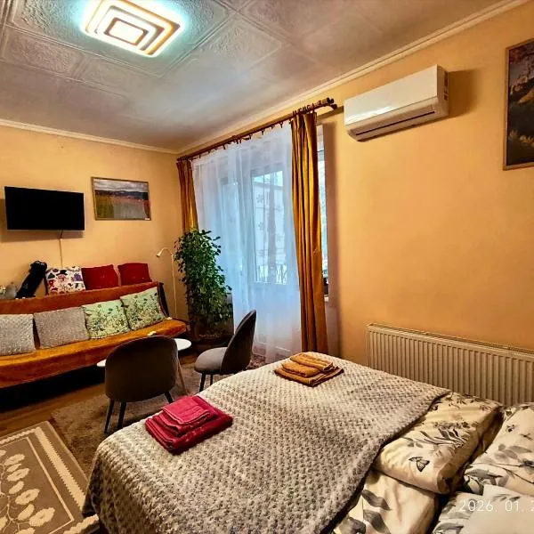 Karancs Apartman Salgótarján，位于绍尔戈陶尔扬的酒店