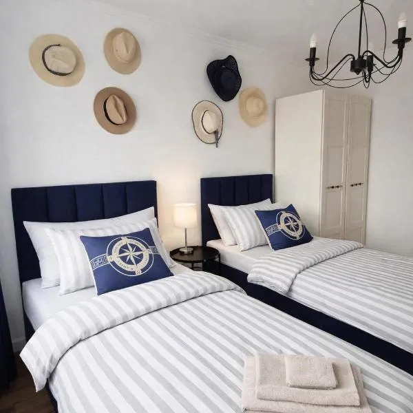 Hostel & Apartments Kołobrzeg，位于科沃布热格的酒店