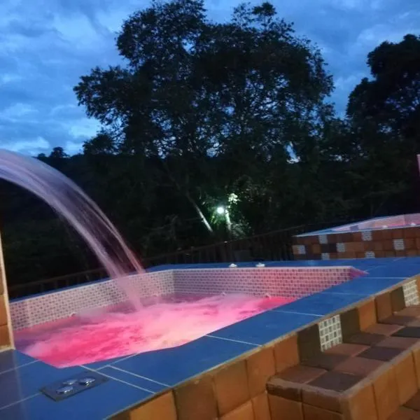 HOTEL TERRA SAN GIl，位于圣希尔的酒店