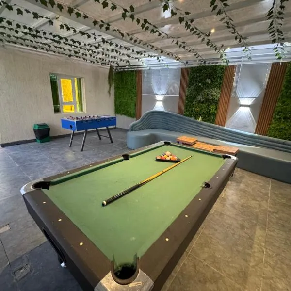 Private farm Pool games Ras alkhaimah，位于Maghribīyah的酒店