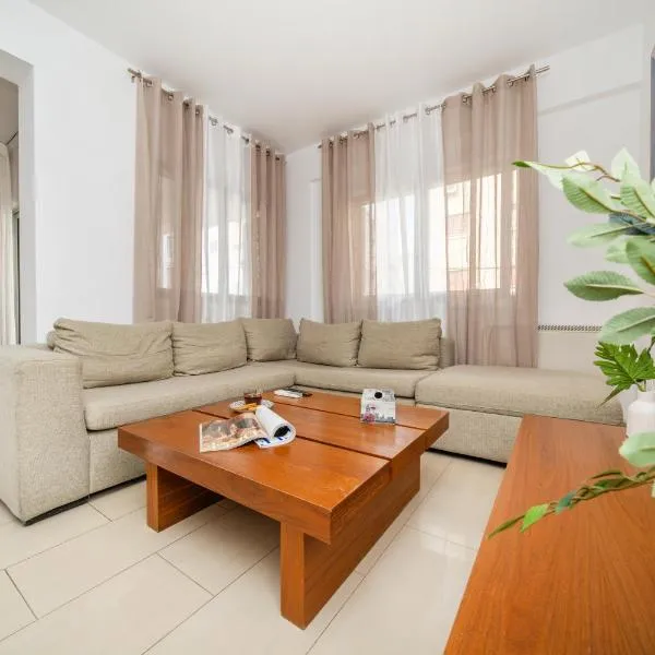 2 bedroom flat，位于Strovolos的酒店