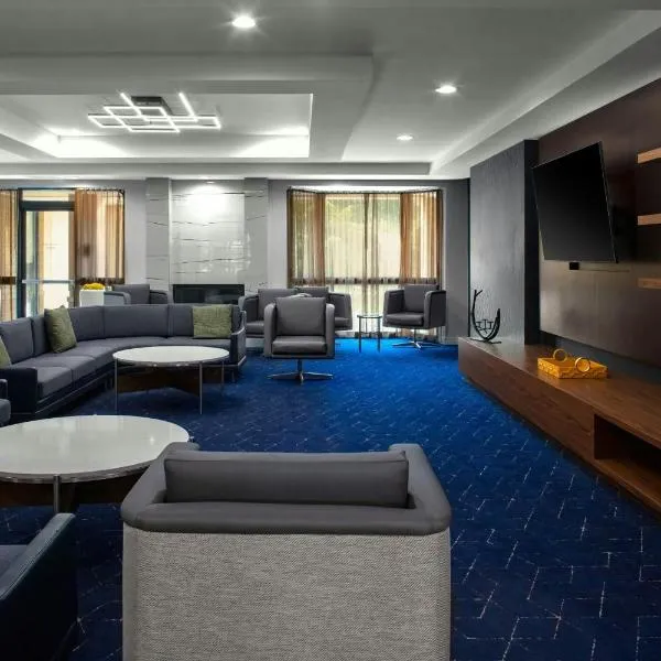 Courtyard by Marriott Richmond Northwest，位于亨利科的酒店
