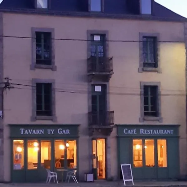 Tavarn Ty Gar，位于埃讷邦的酒店