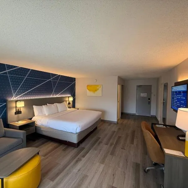 Comfort Inn & Suites Danbury-Bethel，位于丹伯里的酒店