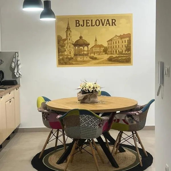 BLANK apartman u centru，位于别洛瓦尔的酒店