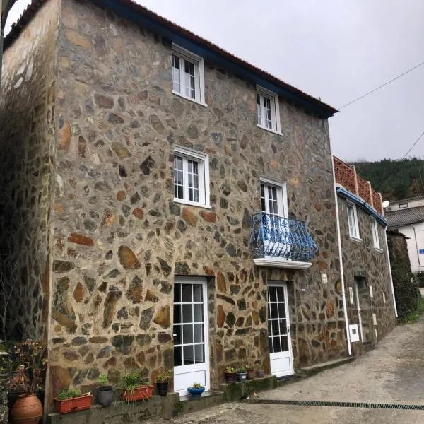 Casa da Carvalha - Ádela，位于Açor的酒店