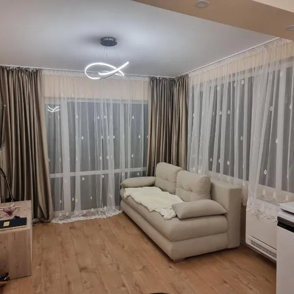 Villa Nikol Apartment #4，位于Raduil的酒店