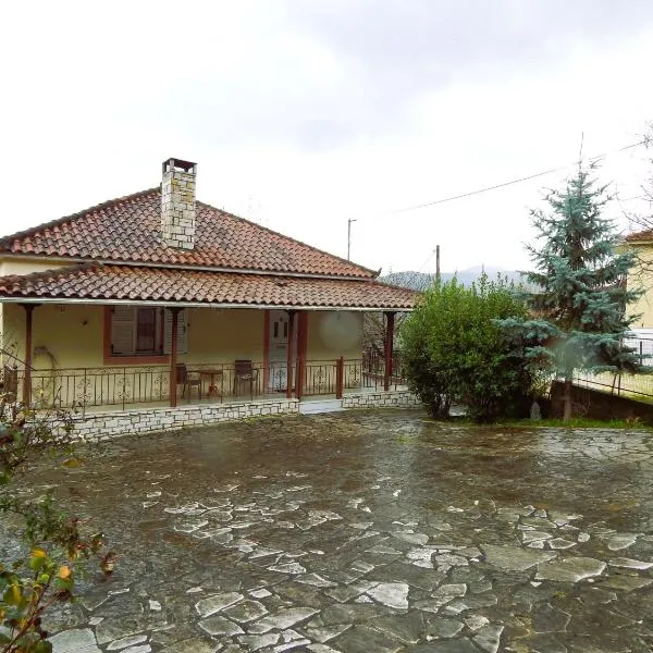 Menelais Guesthouse，位于Khotoússa的酒店