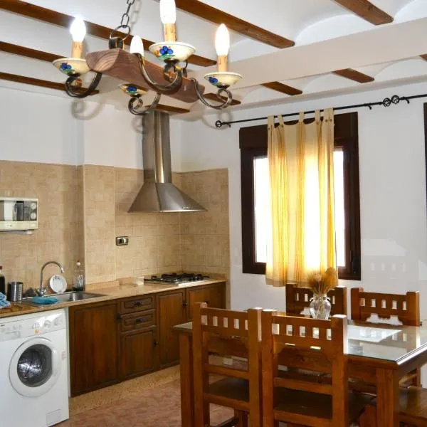 Casas rurales la Codorniz，位于Almaciles的酒店