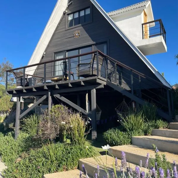 TEMEXKAL RESORT，位于恩塞纳达港的酒店