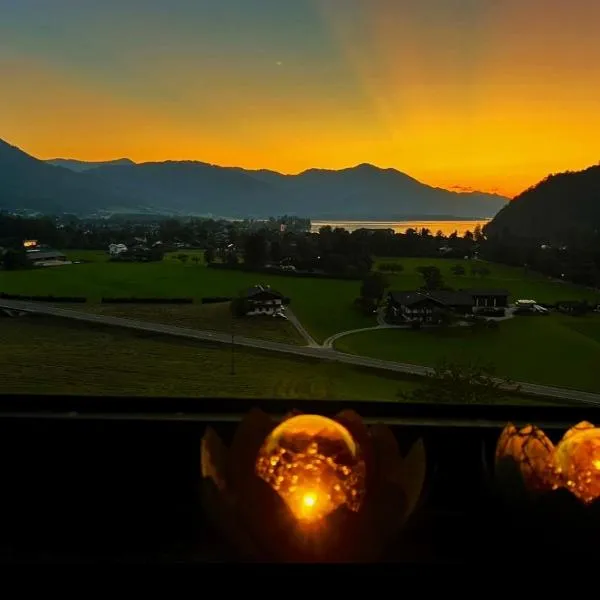 Apartment Sunset am Wolfgangsee，位于施特罗布尔的酒店