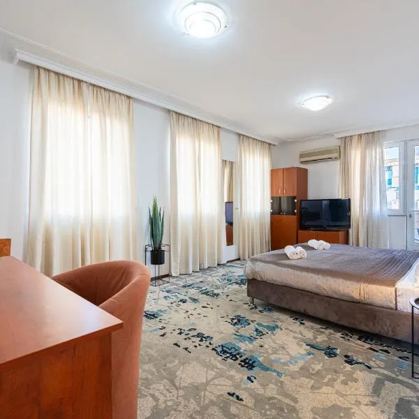 Hotel Bojatours，位于波德戈里察的酒店