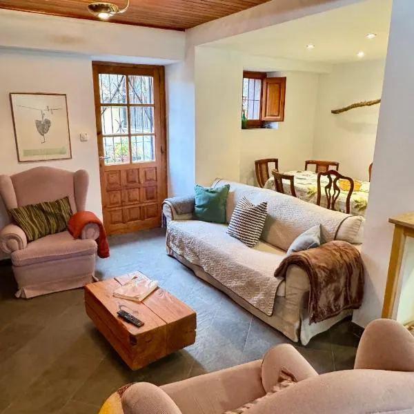 Casa Lorente en Isuerre，位于Isuerre的酒店