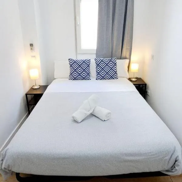 AYZ Joaquín Pol - Auto check-in property，位于马德里的酒店