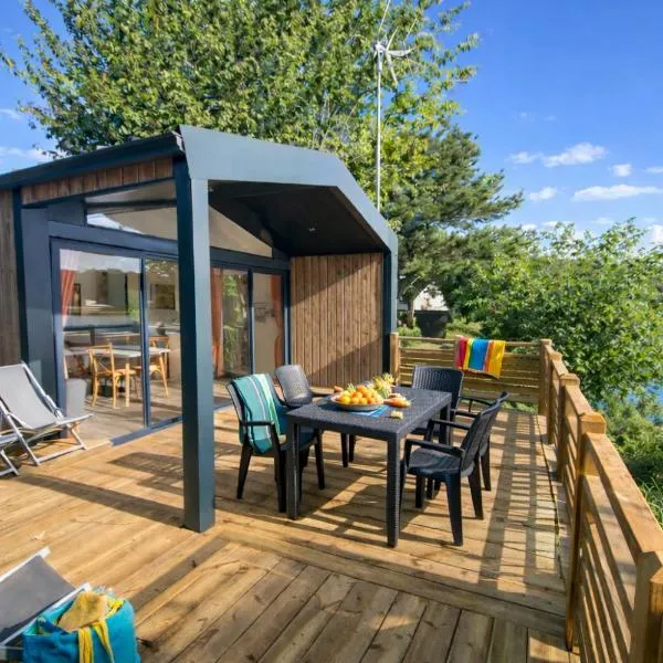 Mobil home Ty Brehat vue lac 2 chambres 4 personnes，位于卡纳克的酒店