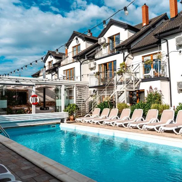 Orbisa Bis w cenie Basen podgrzewany Sauna Jacuzzi Rowery Parking Klimatyzacja Opcja śniadań，位于韦巴的酒店