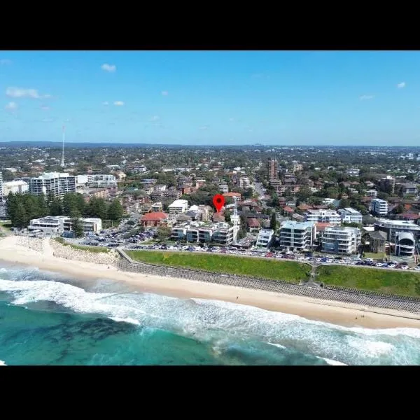 Top Location Beachside Apartment，位于克罗纳拉的酒店