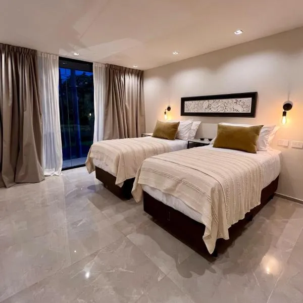 Catalina Hotel，位于耶尔瓦布埃纳的酒店