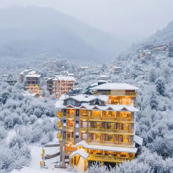 The Hosteller Old Manali, Manu Temple，位于马拉里的酒店