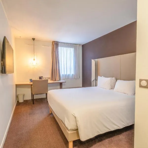 鲁瓦西钟楼勒梅阿姆洛酒店，位于勒梅尼尔阿姆洛的酒店