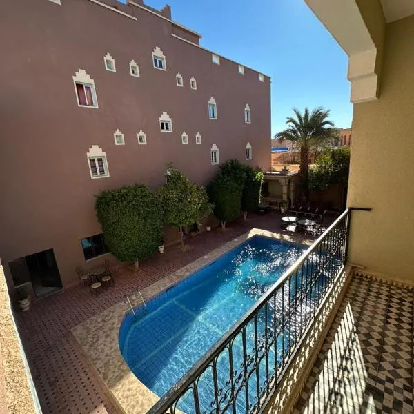 Hôtel Zaghro，位于瓦尔扎扎特的酒店