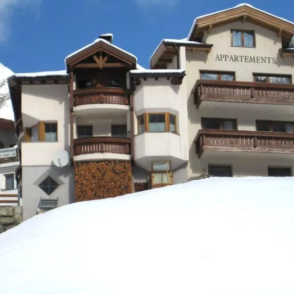 多福普拉茨公寓，位于萨姆瑙恩的酒店