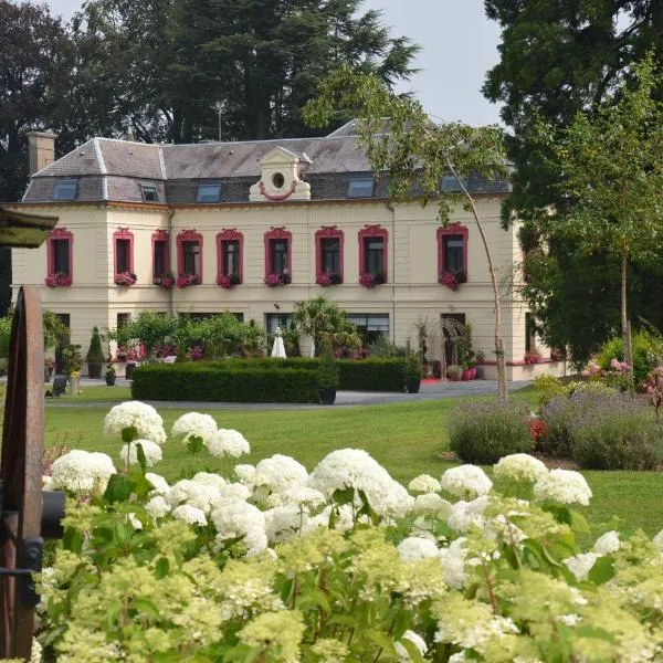 Le Domaine des Fagnes，位于Trélon的酒店