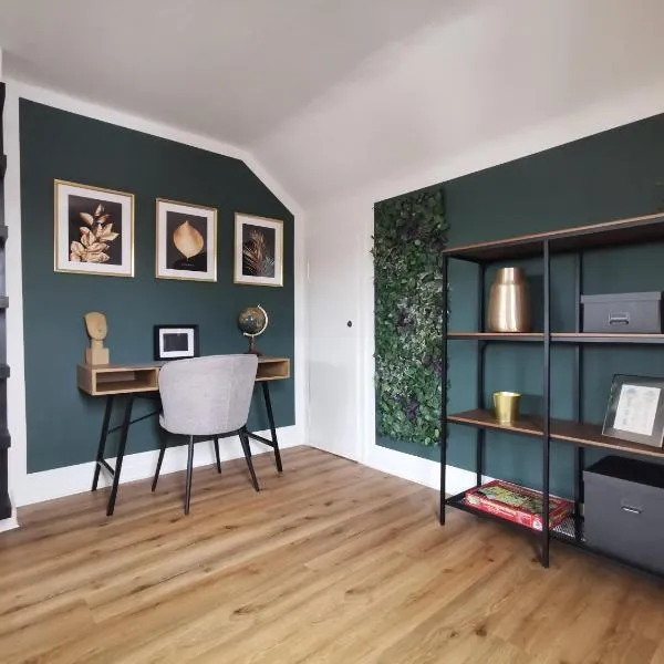 Moderne Ferienwohnung Iserlohn 1，位于伊瑟隆的酒店