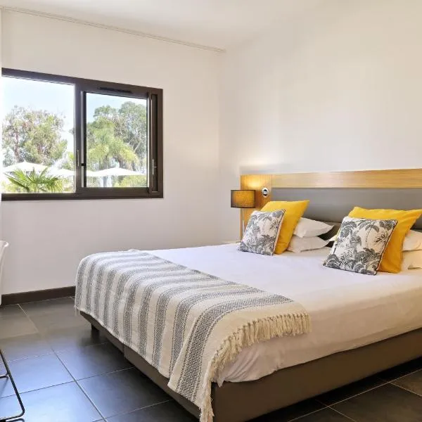 Hôtel San Lucianu，位于莫里亚尼海滩的酒店