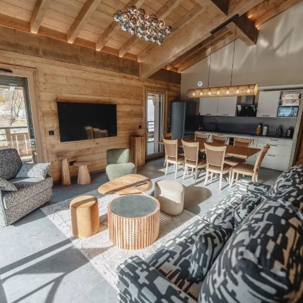Le CAIRNE Chalet Residence，位于拉夏贝尔德邦达的酒店