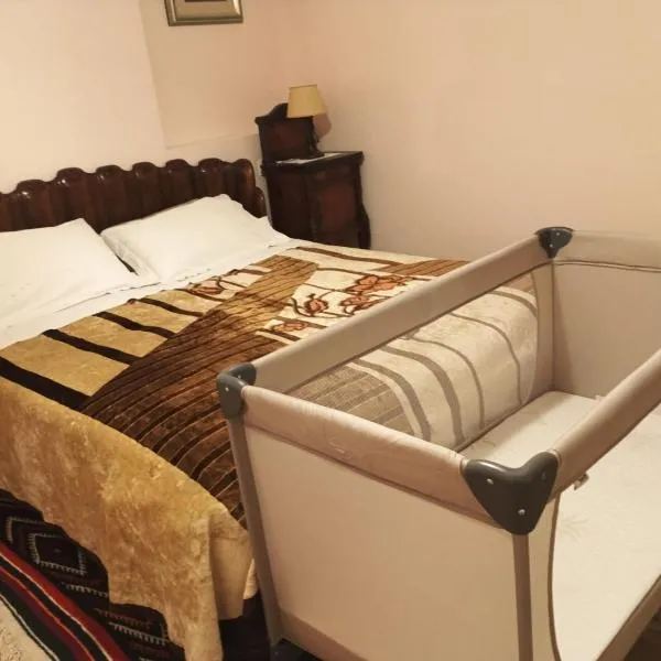 Linda's Retreat B&B，位于菲亚诺罗马诺的酒店