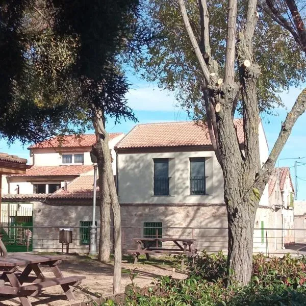 De Brevas A Higos，位于埃斯皮尔多的酒店