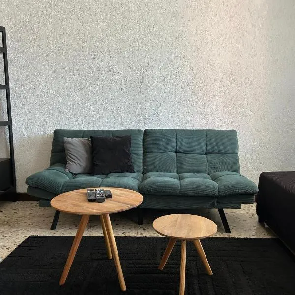 Comfortable apartment 10 min BBVA Stadium - Wi-fi Parking SmartTV & AC,位于蒙特雷的酒店