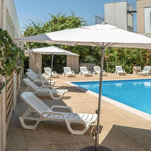 尼奥尔马莱波特温美居酒店，位于尼奥尔的酒店