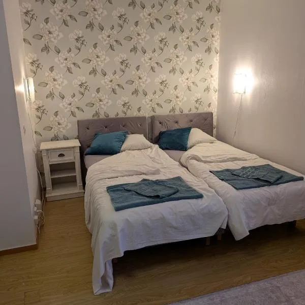 Lägenhet nära naturen Pralinette BB，位于Nykroppa的酒店