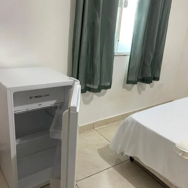 Motel Cantinho do Amor -3 horas - local discreto com garagem，位于里约达欧特拉斯的酒店