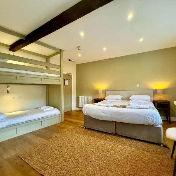 RIVERBANC，位于兰戈伦的酒店