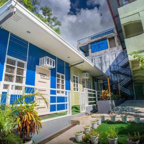 Liberty's Homestay Private Apartment，位于科隆的酒店