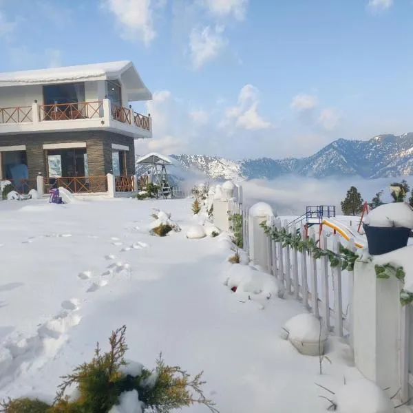 Maatidera Resort Kanatal The Boutique stay in the Lap of Himalayas，位于卡纳塔尔的酒店