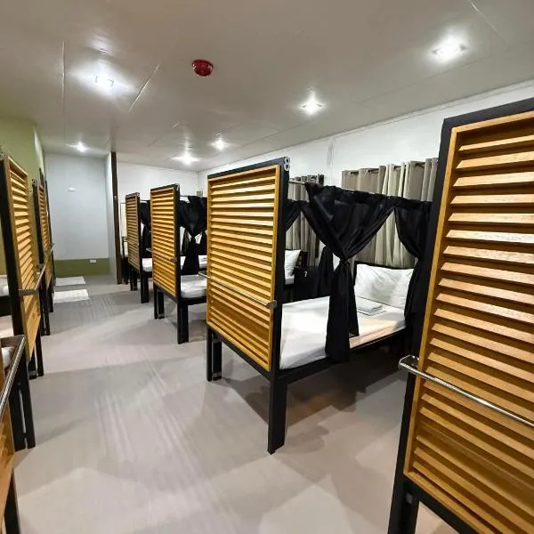 快乐露营者旅舍，位于科隆的酒店