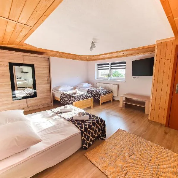 Apartament Za Potokiem，位于Groń的酒店