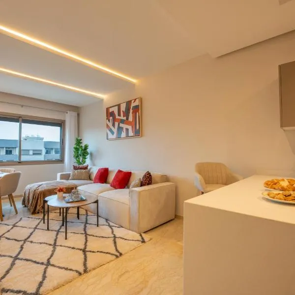 Le Rubis - Appartement pour 3 personnes - Avec Piscine - Proche aeroport Mohammed 5，位于诺阿瑟的酒店