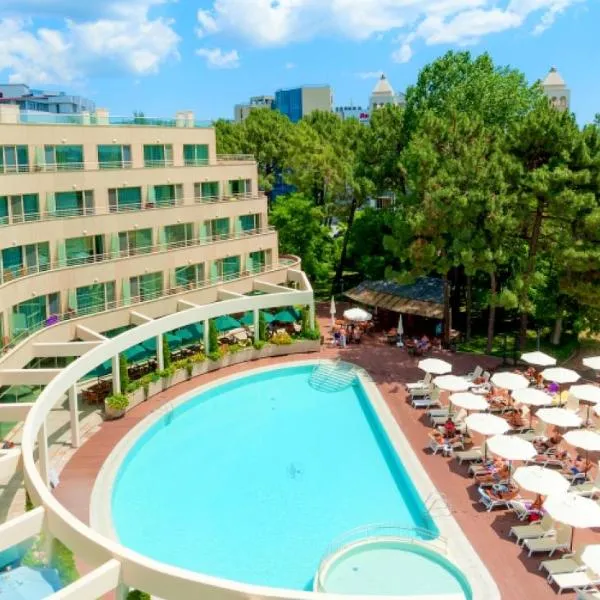 Jeravi Beach Hotel - All Inclusive,位于阳光海滩的酒店