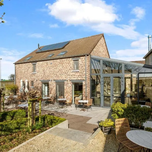 Luxe hoeve voor groepen tot 26 personen in Borgloon，位于博尔赫隆的酒店