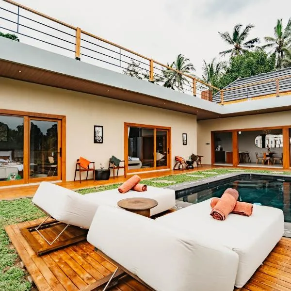 Joyluck Royal Private Villa Ubud Rice Field View，位于巴东的酒店