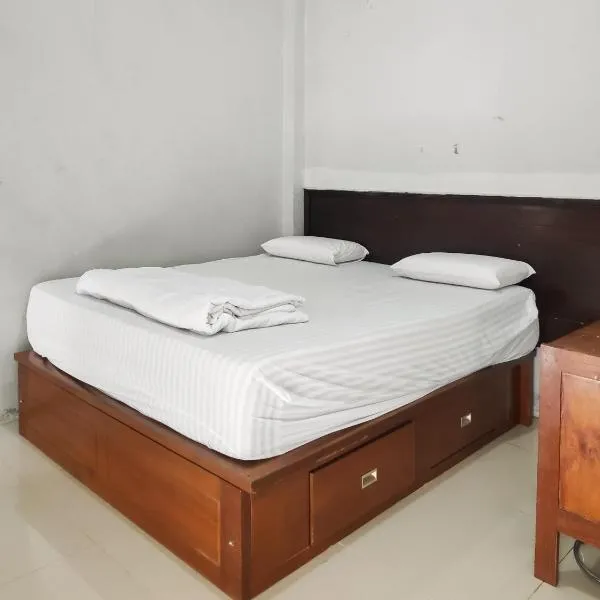 RedDoorz Syariah near Terminal Terpadu Langsa，位于Birimpontong的酒店