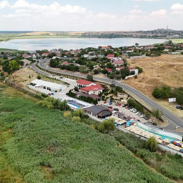 Pensiunea Lebada，位于图尔恰的酒店