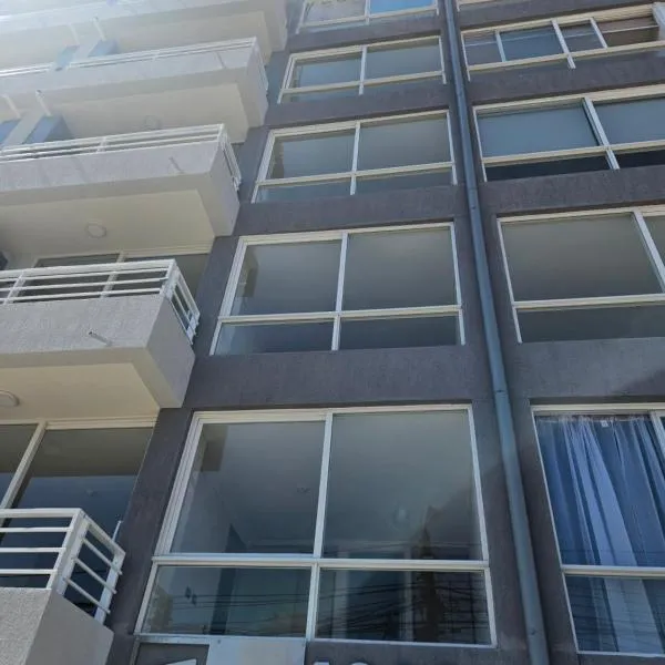 Departamento edificio libertad pasos de cavancha，位于伊基克的酒店