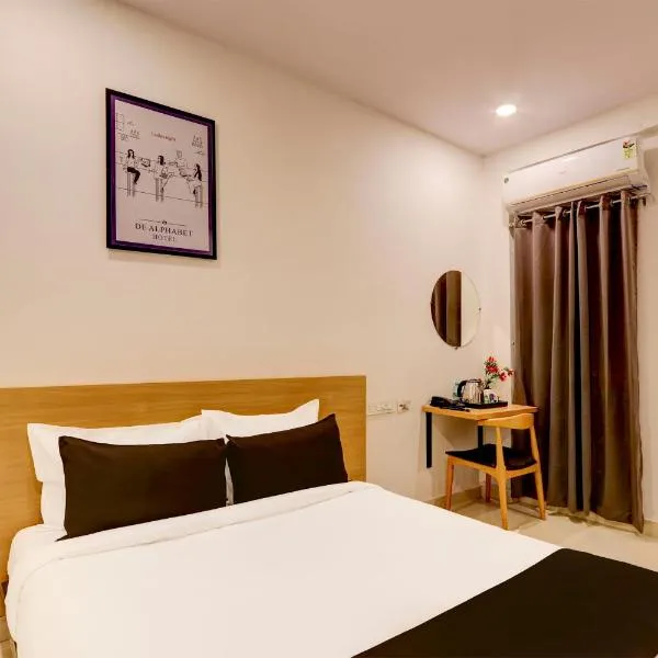 Collection O De Alphabet Hotel ECIL，位于海得拉巴的酒店