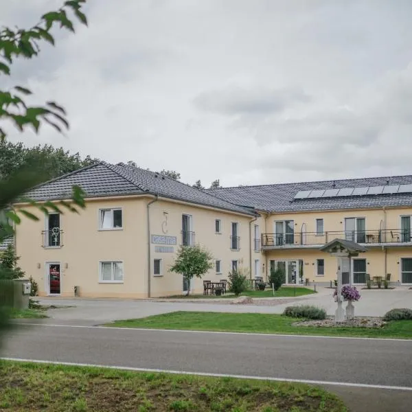 Casamia Hotel Spremberg，位于施普伦贝格的酒店